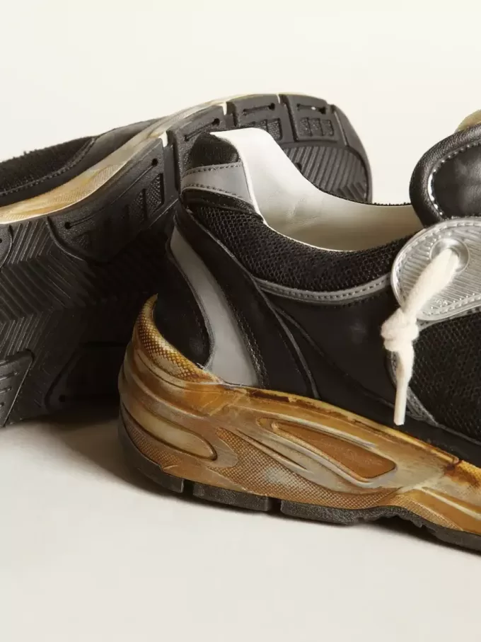 Dad-Star voor heren in zwart mesh en nappa met ijsblauwe ster