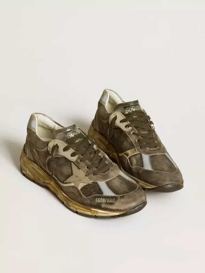 Dad-Star voor heren van suède en nylon met kaki leren ster en hielstuk
