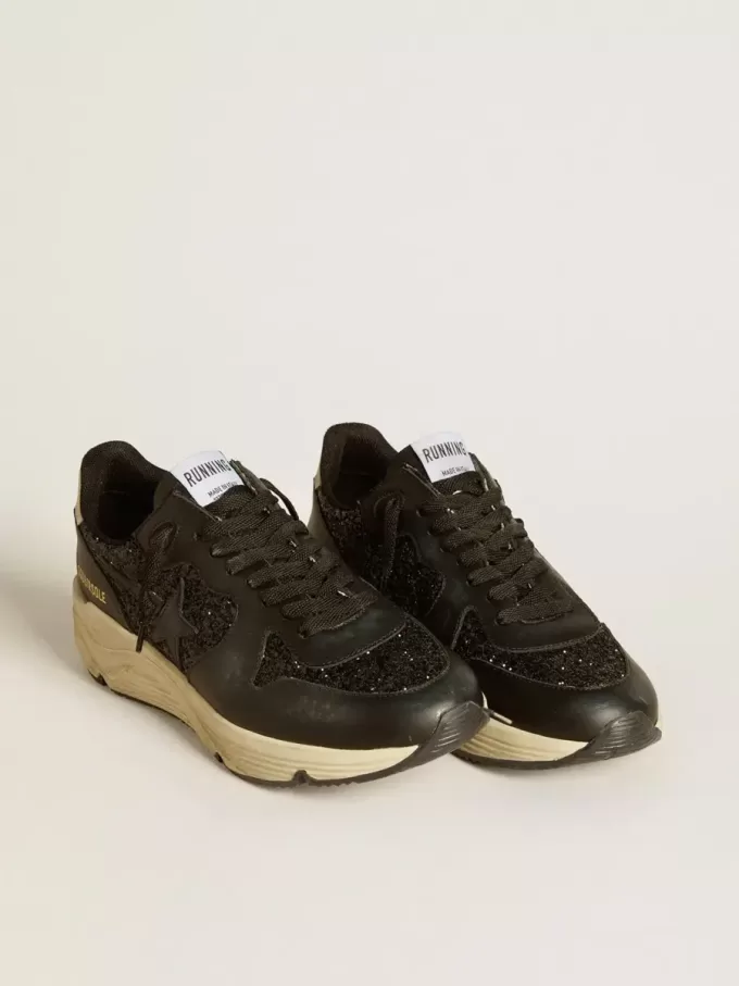 Dames Running Sole in zwart glitter met leren ster en nubuck hielstuk