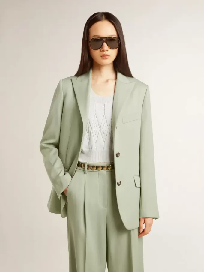 Damesblazer in saliegroene wol