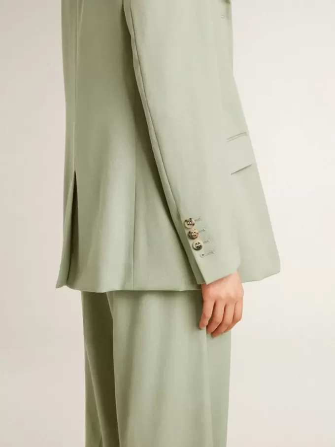 Damesblazer in saliegroene wol