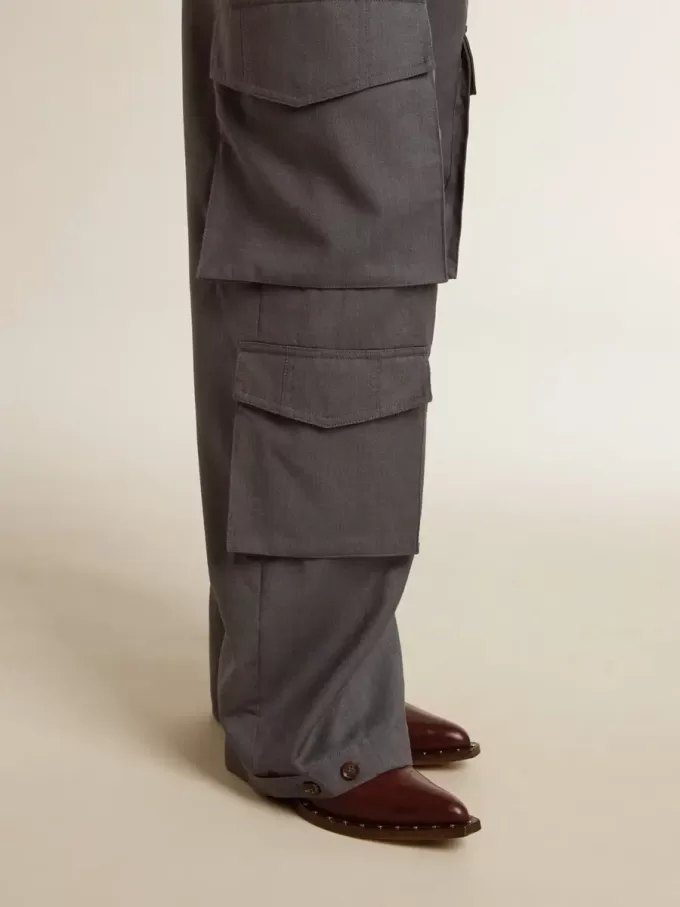 Damescargobroek in babyblauwe wol