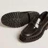 Damesloafers met studs van zwart leer