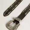 Damesriem van zwart leer met studs