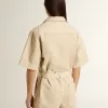 Damesromper in beige denim met riem en gerafelde zoom