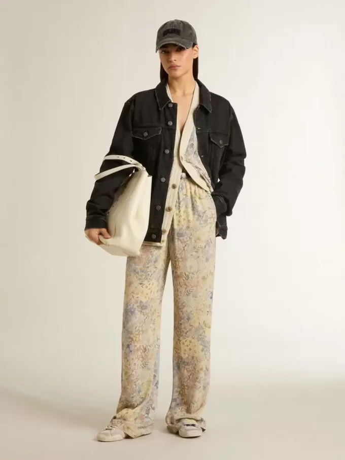 Damesvest met bloemenprint en borduursels