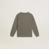 Distressed olijfgroen sweatshirt met gouden letters op de voorkant