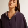 Donkerblauw cropped sweatshirt met ritssluiting en geborduurde capuchon