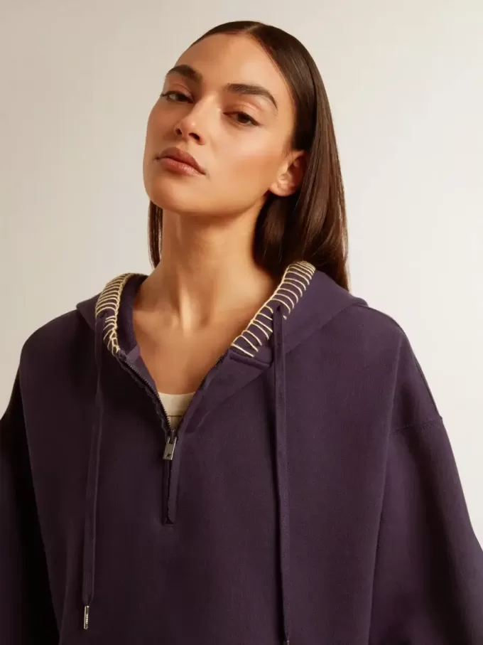 Donkerblauw cropped sweatshirt met ritssluiting en geborduurde capuchon