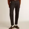 Donkerblauwe herenjeans van één keer gewassen denim