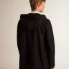 Donkerblauwe wollen duffelcoat met capuchon en knopen