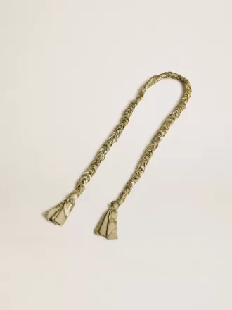 Duifgrijze gevlochten stoffen bedel met messing ketting
