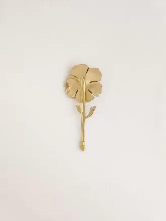 Gouden broche met bloemmotief