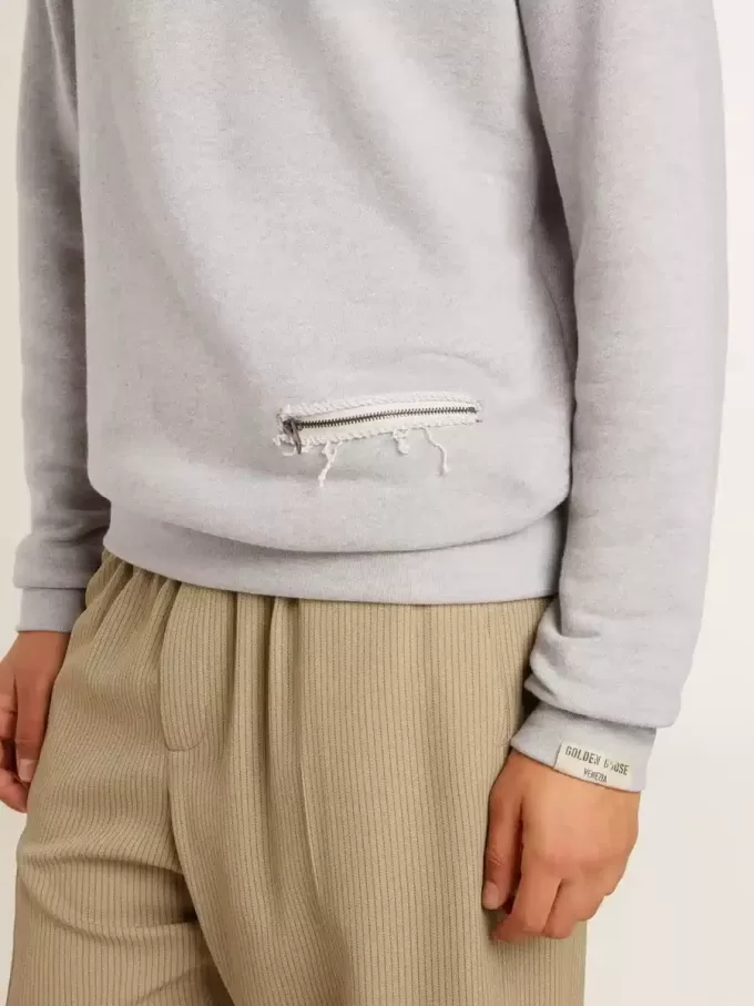 Grijs herensweatshirt met ronde hals en contrasterende stiksels