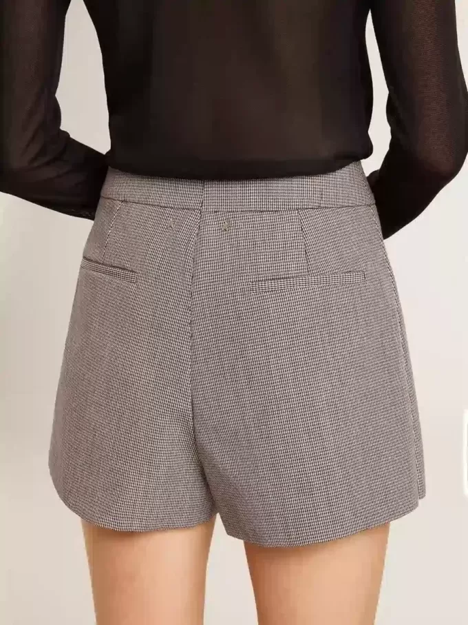 Grijze minishorts voor dames van wol met pied-de-poule-motief