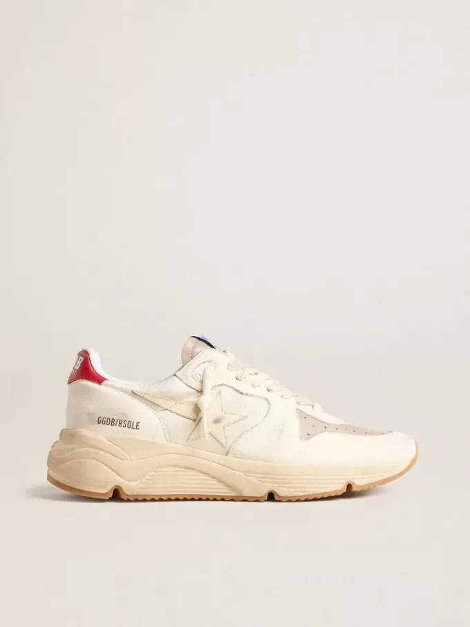 Heren Running Sole van nappaleer met beige leren ster en rode hiellip.