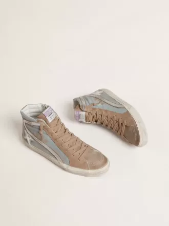 Heren Slide in lichtblauw canvas met zilverkleurige metallic leren details