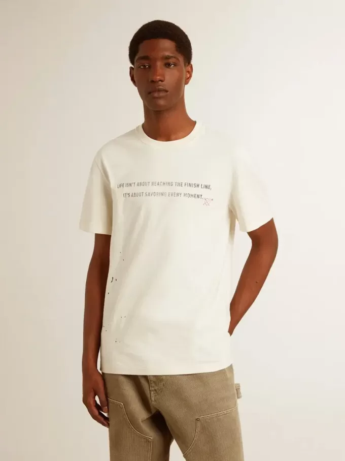 Heren-T-shirt van verouderd wit katoen met print en borduursel