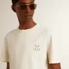 Herenkatoenen T-shirt in oud wit met print op het hart