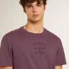 Herenkatoenen T-shirt in versleten paars met logoprint