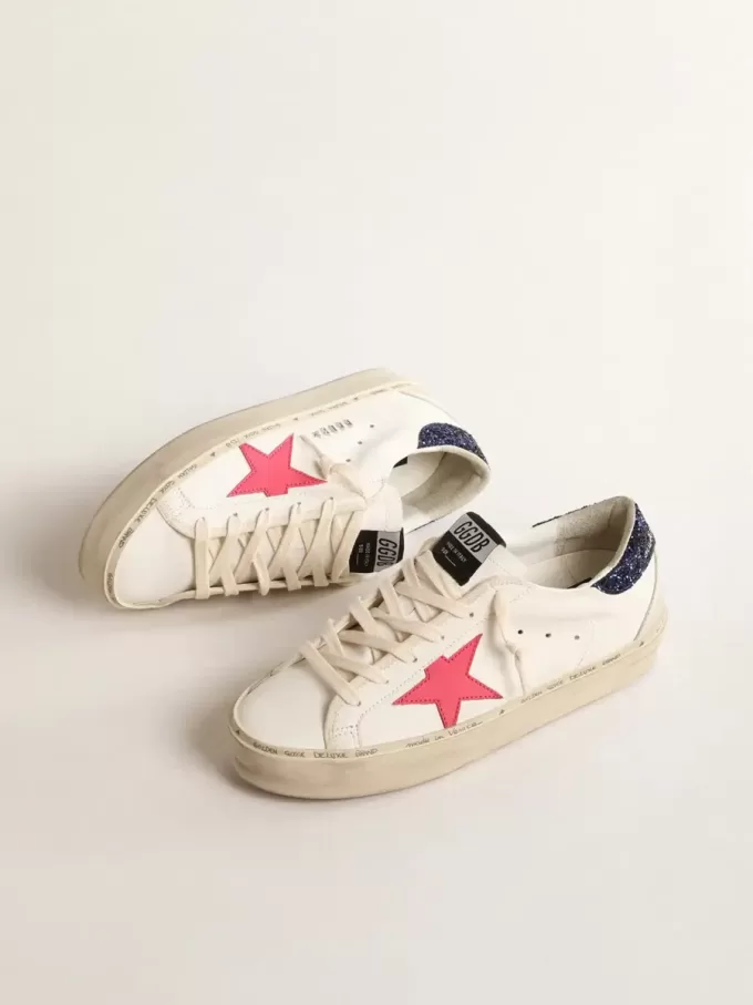 Hi Star met fuchsia leren ster en blauwe glitter hiellip