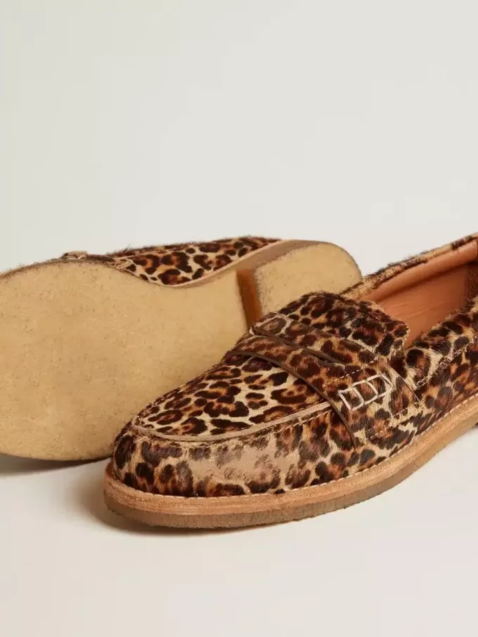 Jerry loafers voor heren van ponyhuid met luipaardprint