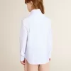 Jongensshirt van lichtblauw en wit gestreept katoen met geborduurd logo