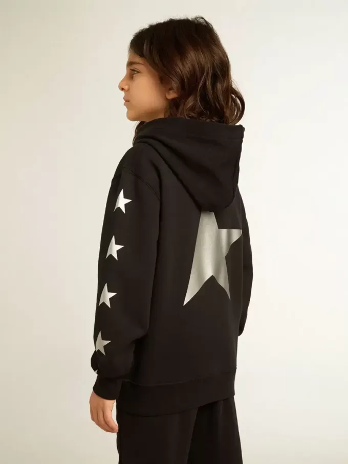 Jongenssweatshirt met capuchon in zwart met contrasterende zilveren sterren