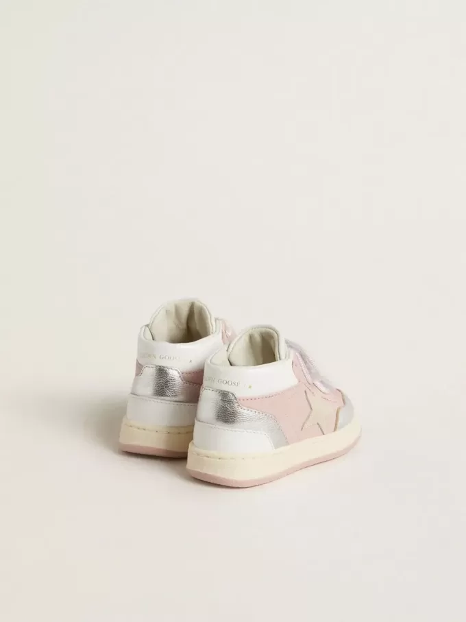 Junior June in roze leer met metallic leren inzetstukken en suède ster