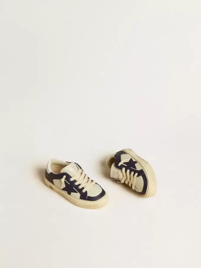 Junior May in wit en blauw leer met leren ster en hielstuk
