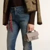 Kleine Venezia-tas in beige leer met gouden details