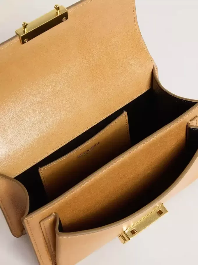 Kleine Venezia-tas in tabakskleurig leer met gouden details