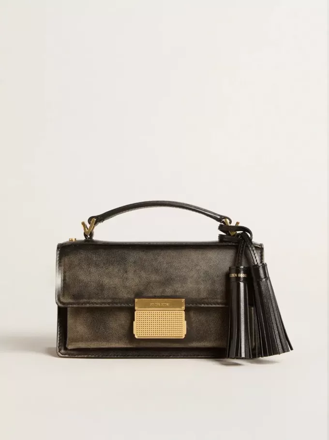 Kleine Venezia-tas in zwart distressed leer met gouden details