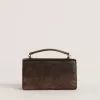Kleine Venezia-tas van donkerbruin leer met gouden gesp