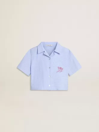 Korte blouse voor meisjes van gestreept lichtblauw katoen