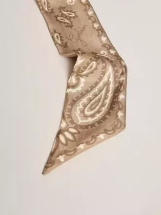 Lint van duifgrijs zijden twill met paisleypatroon