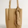 Lint van duifgrijs zijden twill met paisleypatroon