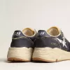 Loopzool van blauw nylon met witte gestempelde ster