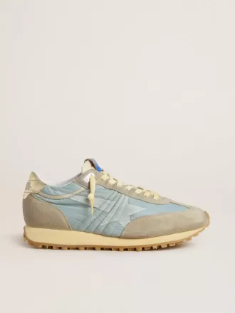 Marathon voor dames met lichtblauw nylon bovenwerk en pastelblauwe ster