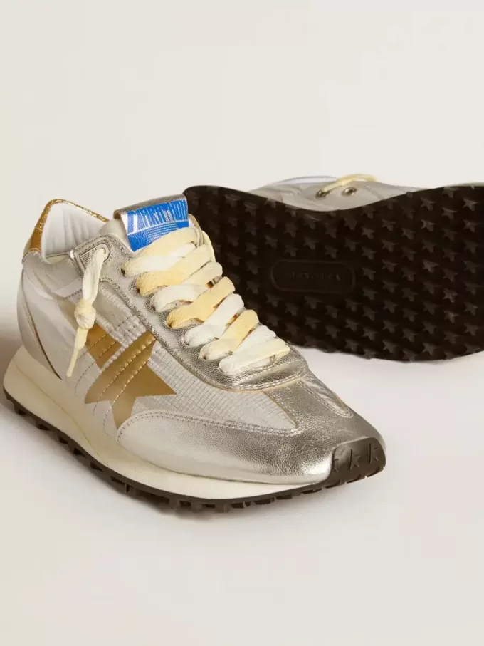 Marathon voor dames met zilverkleurig ripstop nylon bovenwerk en gouden ster