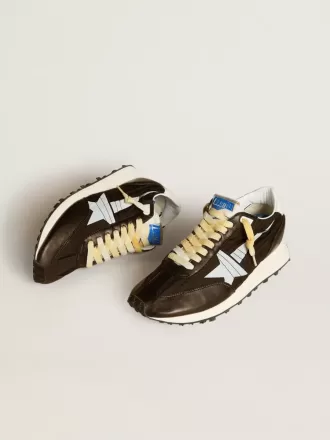 Marathon voor dames met zwart nylon bovenwerk en witte ster