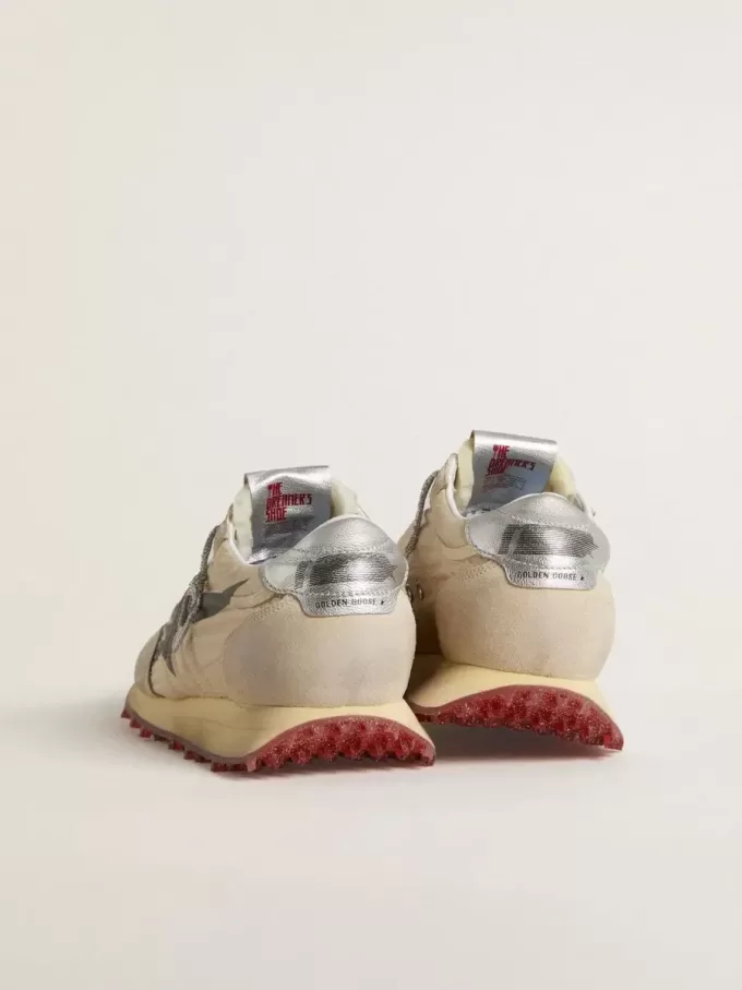 Marathon voor heren met beige nylon bovenwerk en grijze ster