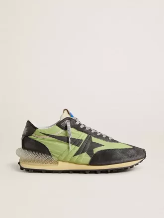 Marathon voor heren met groene nylon bovenkant en zwarte ster