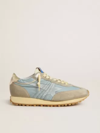 Marathon voor heren met lichtblauw nylon bovenwerk en pastelblauwe ster