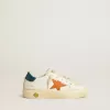 May Teen in nubuck met oranje ster en blauwe hielband