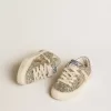 May Teen in platina glitter met gouden leren ster en hielstuk
