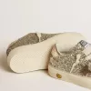 May Teen in platina glitter met gouden leren ster en hielstuk