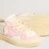 May Teen in wit en roze leer met roze leren ster