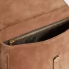 Medium Sally Bag in askleurig suède met contrasterende gesp en schouderriem