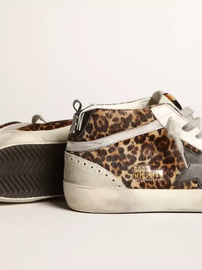 Mid Star voor dames in ponyhuid met luipaardprint en zwarte ster